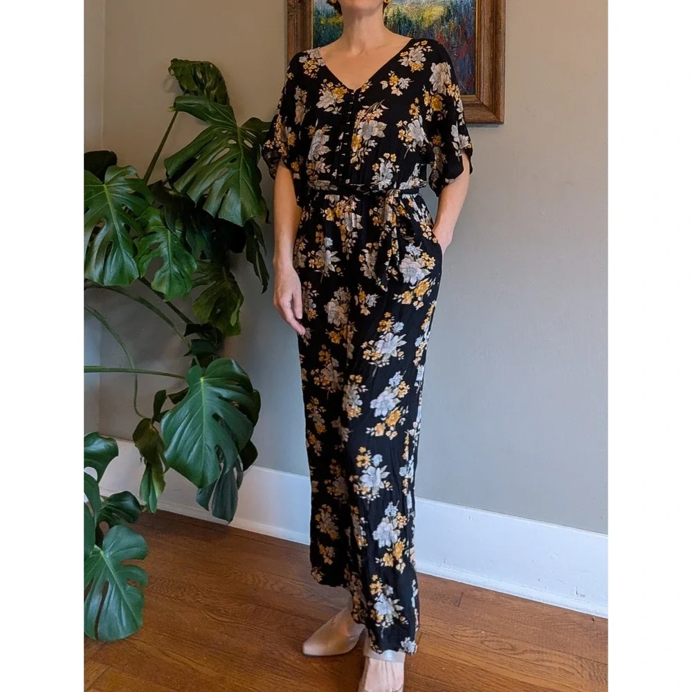 American Eagle Kimono Jumper Black Floral Viscose Sz Med Hook-Eye Front Wide Leg